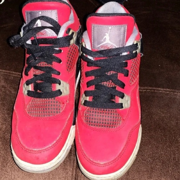 Jordan 4 Retro Toro Bravo - Picture 5 of 5